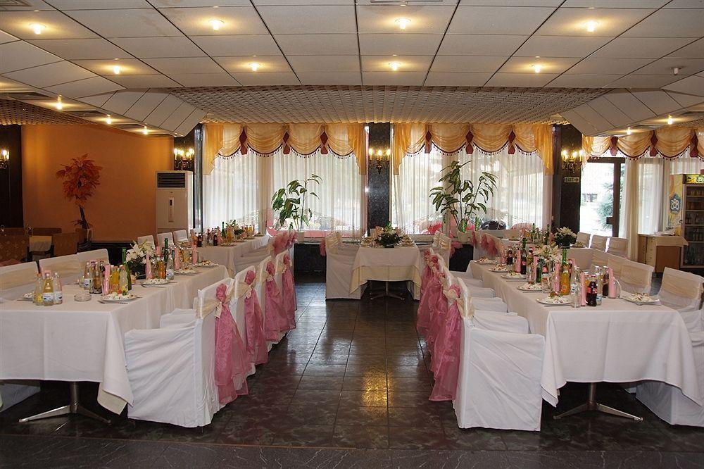 Elbrus Hotel วาซาร์จิค ภายนอก รูปภาพ