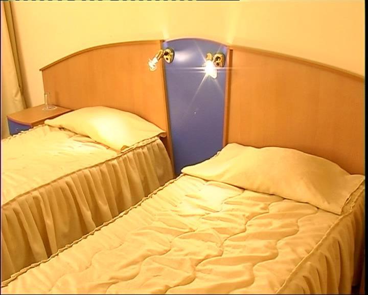 Elbrus Hotel วาซาร์จิค ห้อง รูปภาพ
